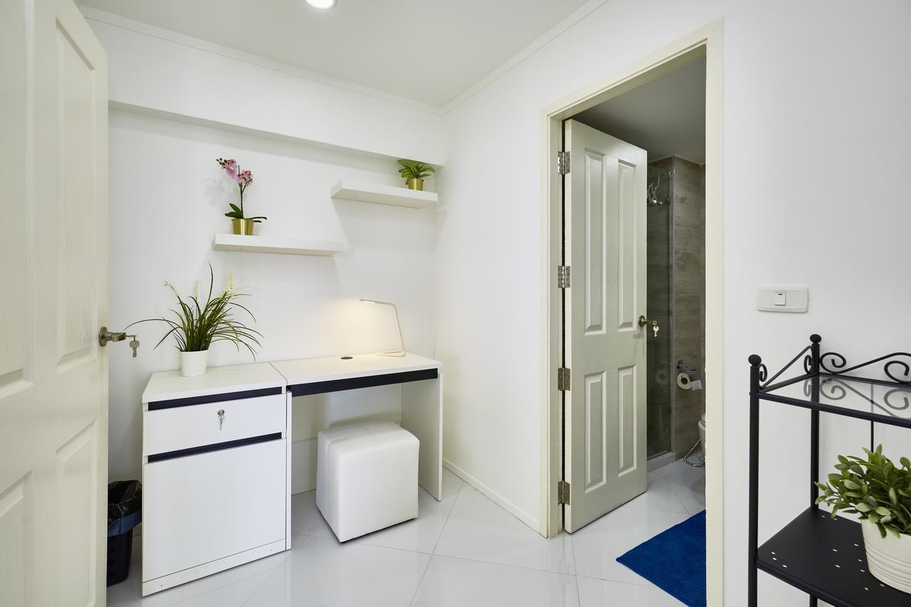 Luxurious Apartment On Jomtien Beach Road Exterior foto