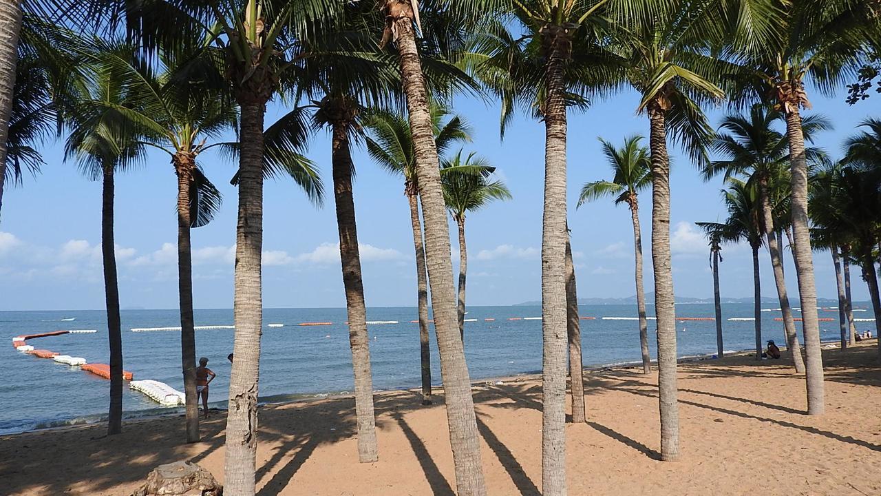 Luxurious Apartment On Jomtien Beach Road Exterior foto